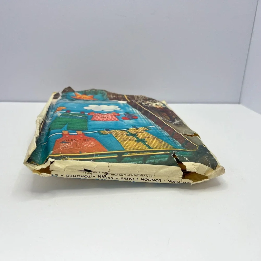 70s Little Vogue Crib Quilt Pillow Sham Sewing Pattern 1475 Vintage Nursery DIY